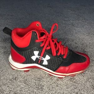 under armour baseball cleats